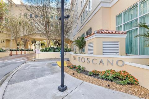 7350 SW 89th St #512S, Miami, FL 33156