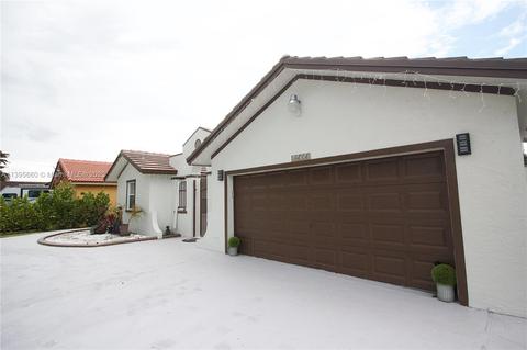 14731 SW 170th Ter, Miami, FL 33187