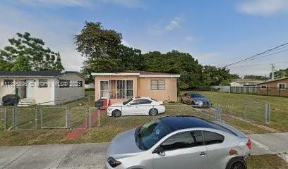 2127 NW 71st St, Miami, FL 33147