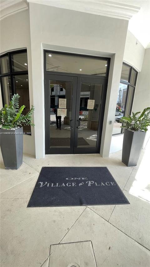 4100 Salzedo St #908, Coral Gables, FL 33146