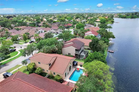 17897 NW 21st St, Pembroke Pines, FL 33029