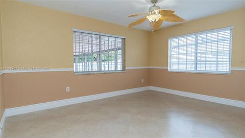110 W 39th Pl, Hialeah, FL 33012 photo 48