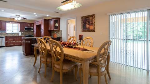 110 W 39th Pl, Hialeah, FL 33012 photo 20