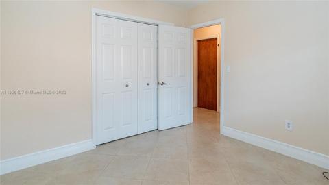 110 W 39th Pl, Hialeah, FL 33012 photo 11