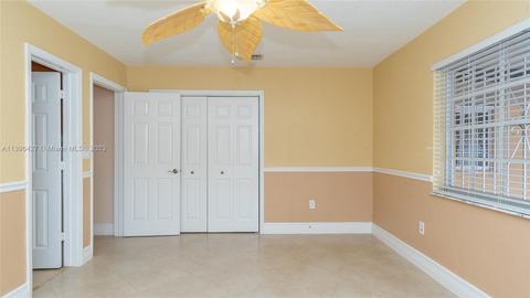 110 W 39th Pl, Hialeah, FL 33012 photo 49