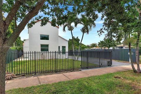 1327 Biarritz Dr, Miami Beach, FL 33141