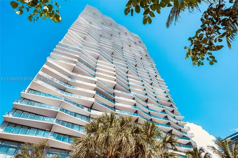 460 NE 28th St #407, Miami, FL 33137