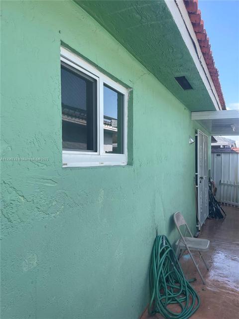2672 W 72nd St, Hialeah, FL 33016 photo 38
