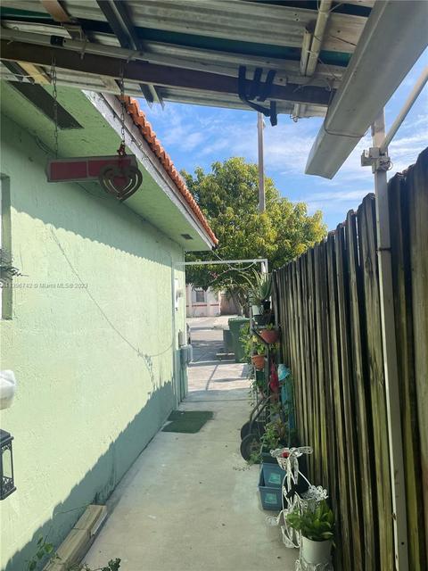 2672 W 72nd St, Hialeah, FL 33016 photo 34