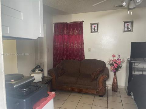 2672 W 72nd St, Hialeah, FL 33016 photo 7