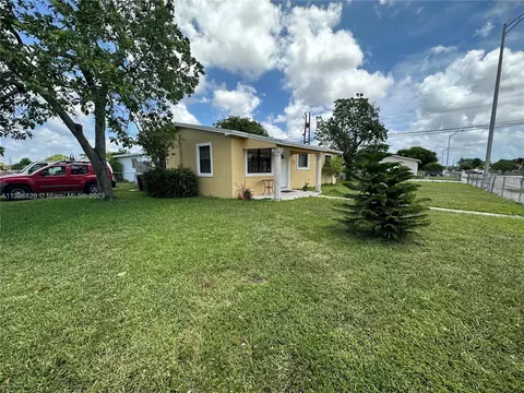 3401 W 14th Ct, Hialeah, FL 33012