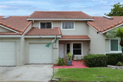 7626 Pinewalk Dr S #148, Margate, FL 33063
