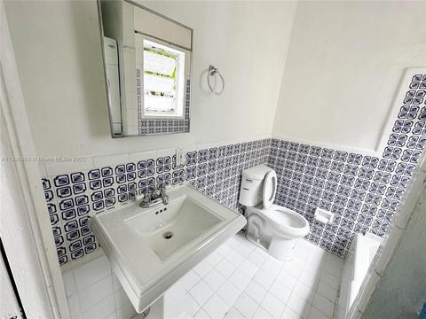514 Santander Ave #1, Coral Gables, FL 33134 photo 8