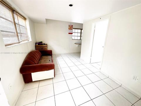 514 Santander Ave #1, Coral Gables, FL 33134 photo 2