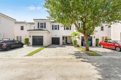17091 SW 93rd St, Miami, FL 33196
