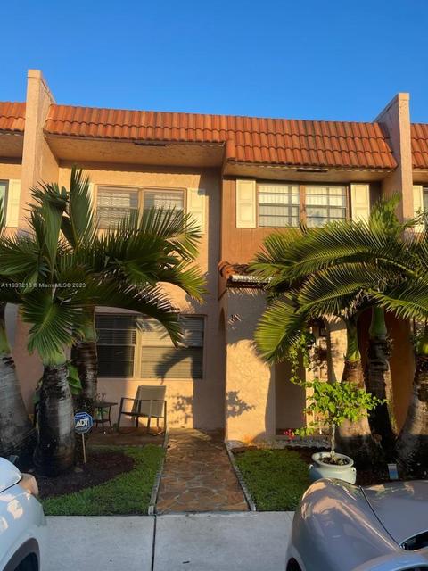 Undisclosed, Davie, FL 33324