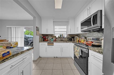 740 W 33rd St, Hialeah, FL 33012 photo 9