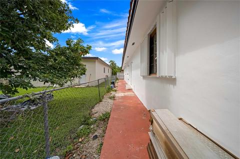 740 W 33rd St, Hialeah, FL 33012 photo 7