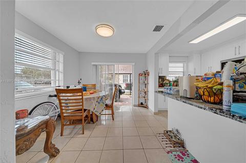 740 W 33rd St, Hialeah, FL 33012 photo 11