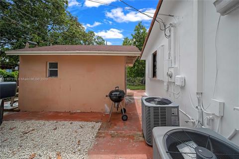 740 W 33rd St, Hialeah, FL 33012 photo 8