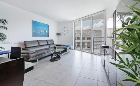 335 S Biscayne Blvd #3710, Miami, FL 33131 photo 7