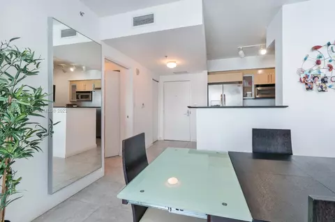 335 S Biscayne Blvd #3710, Miami, FL 33131 photo 10