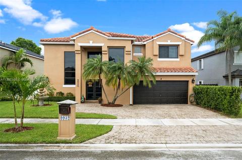 9932 SW 154th Pl, Miami, FL 33196