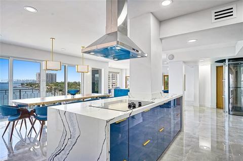 11111 Biscayne Blvd #7E/8E, Miami, FL 33181 - Movoto
