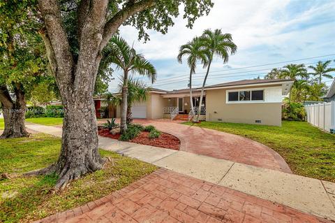 307 N Rainbow Dr, Hollywood, FL 33021