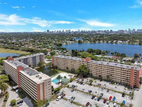 1770 NE 191st St #600-1, Miami, FL 33179