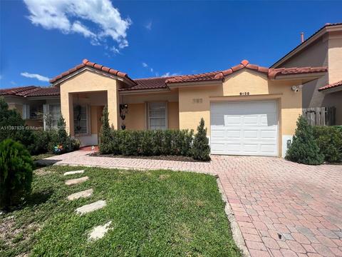 9129 SW 215th Ter, Cutler Bay, FL 33189