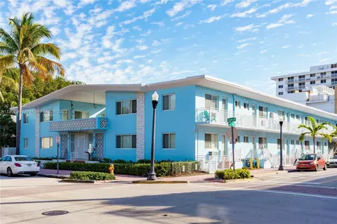 401 Collins Ave #22, Miami Beach, FL 33139
