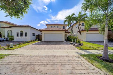 965 NE 41st Ter, Homestead, FL 33033