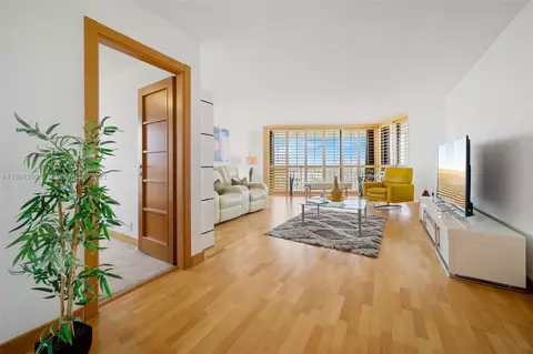 4000 Towerside Ter #2311, Miami, FL 33138