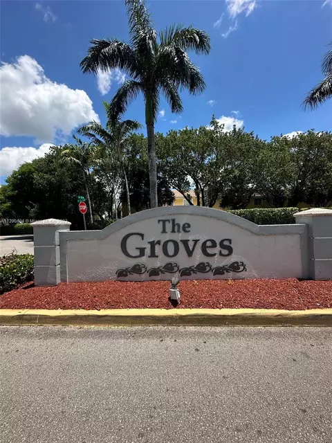 2908 SE 15th Ave, Homestead, FL 33035