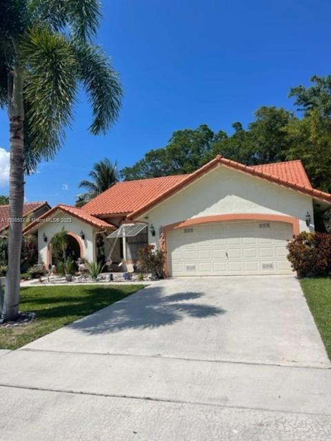 5277 Helene Cir, Boynton Beach, FL 33472