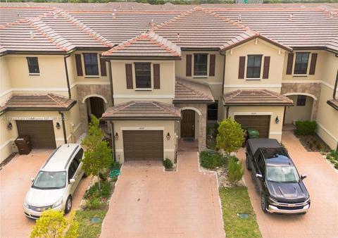 11037 W 33rd Ct, Hialeah, FL 33018