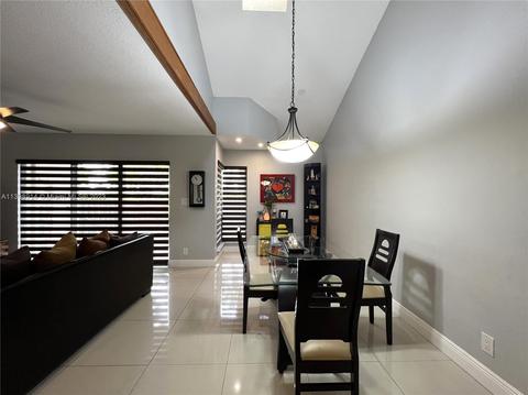 7720 NW 79th Ave #B4, Tamarac, FL 33321