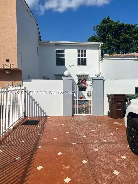 1379 W 71st St, Hialeah, FL 33014 photo 1