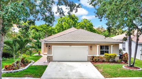 5326 NW 48th St, Coconut Creek, FL 33073