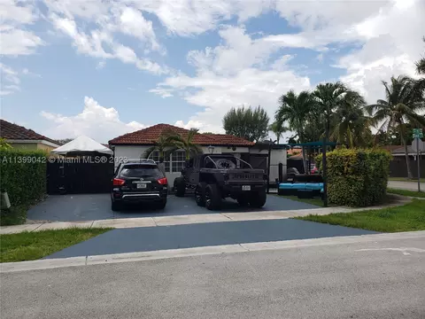14826 SW 82nd Ter, Miami, FL 33193