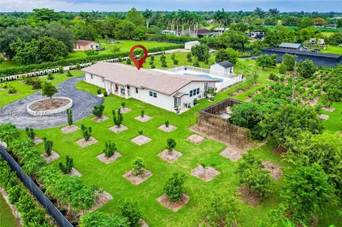 24655 SW 212th Ave, Homestead, FL 33031