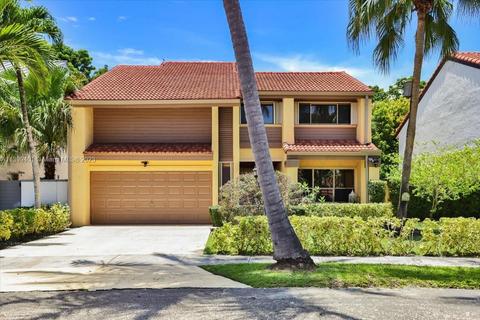 8810 SW 150th Place Cir, Miami, FL 33196