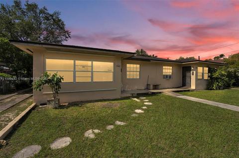 340 NW 77th St, Miami, FL 33150