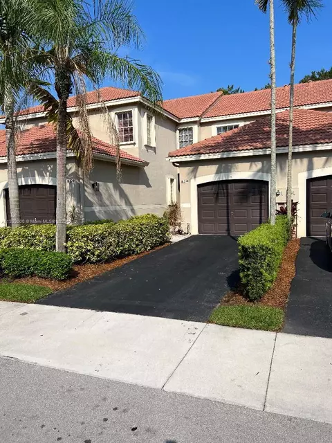 850 Sorrento Dr #1, Weston, FL 33326