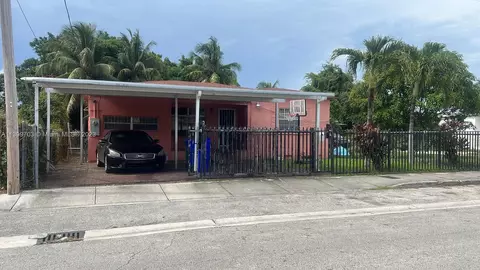 121 NW 53 St, Miami, FL 33127