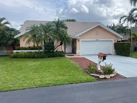 20731 NW 8th St, Pembroke Pines, FL 33029