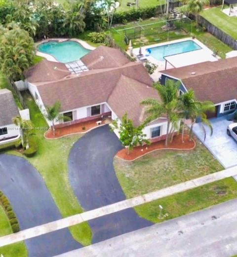 10740 NW 21st St, Sunrise, FL 33322