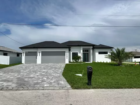 3009 SW 16th Pl, Cape Coral, FL 33914