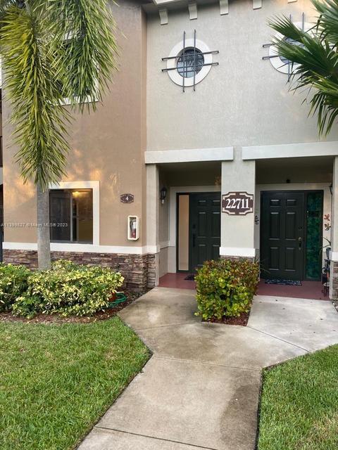 22711 SW 88th Pl #4-23, Cutler Bay, FL 33190